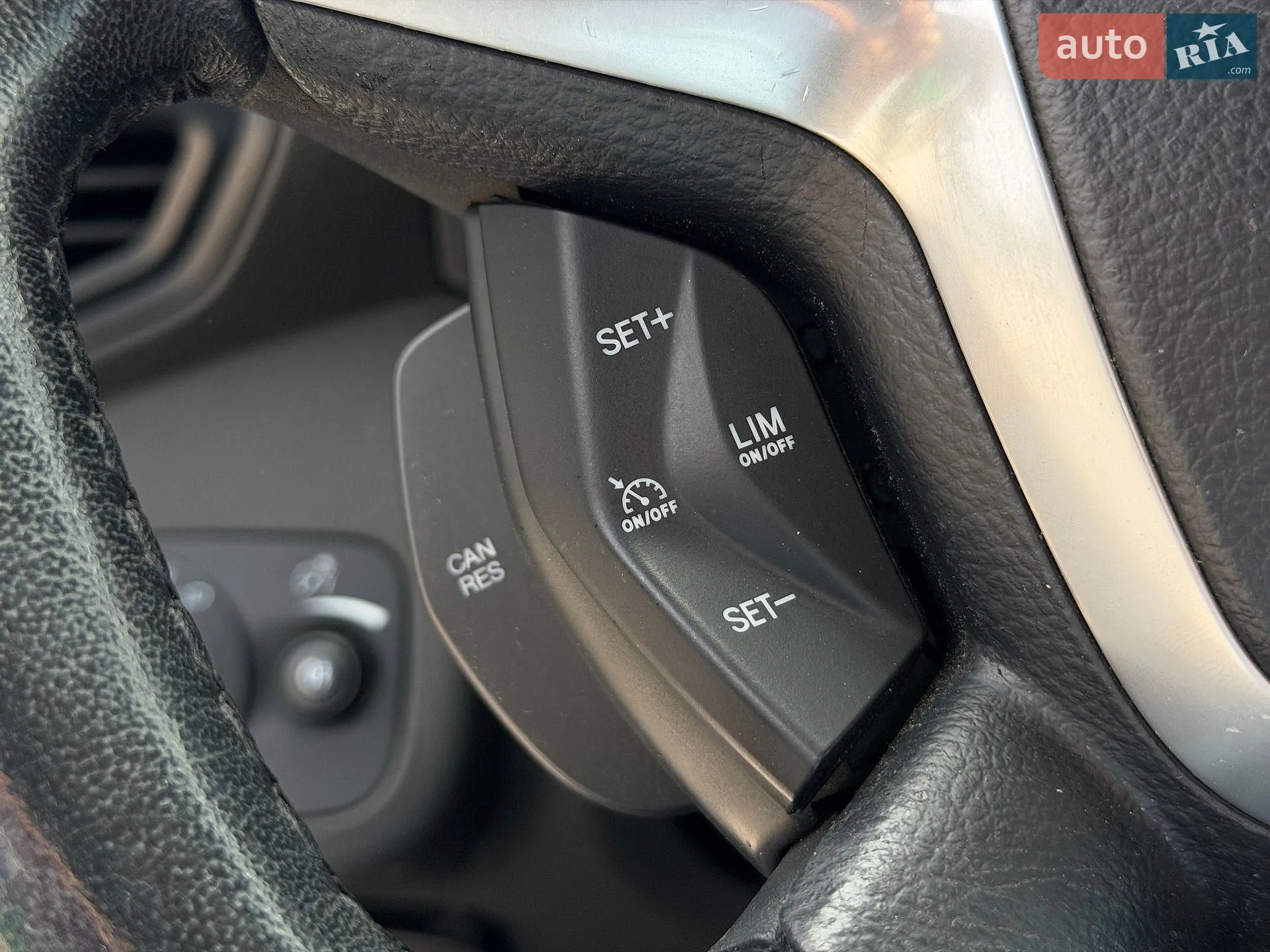 2014 Ford Kuga - мініатюра 25