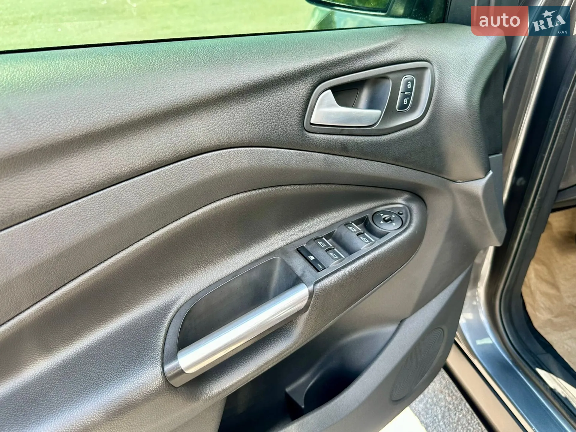 2017 Ford Kuga - мініатюра 25