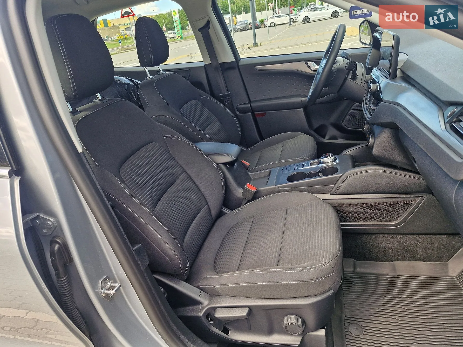 2020 Ford Kuga - мініатюра 25
