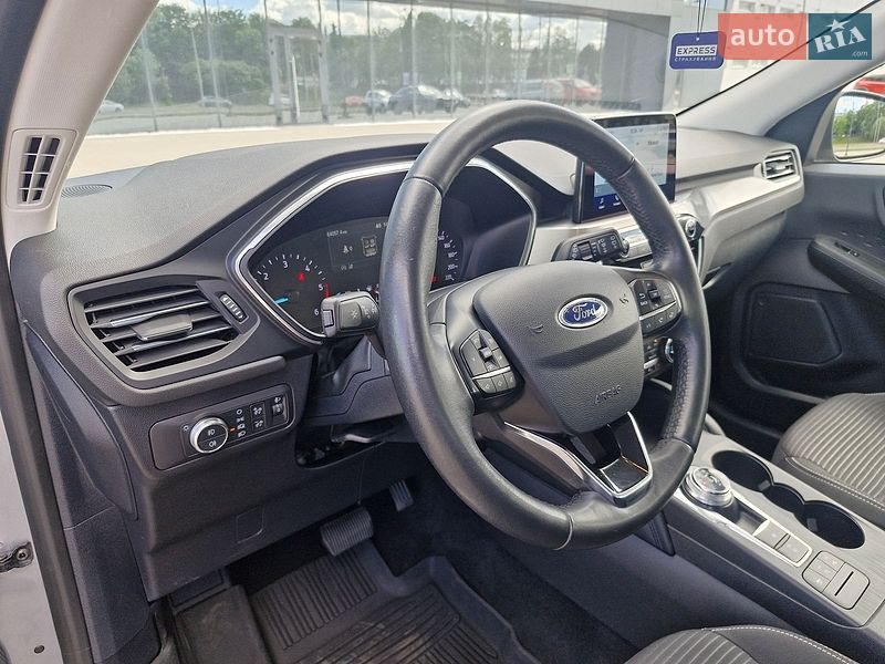 Позашляховик / Кросовер Ford Kuga 2020 в Львові