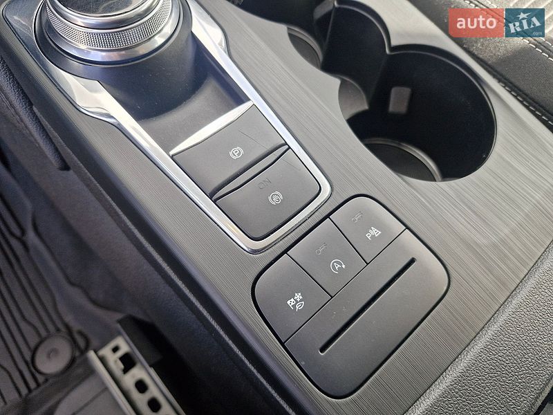 Позашляховик / Кросовер Ford Kuga 2020 в Львові