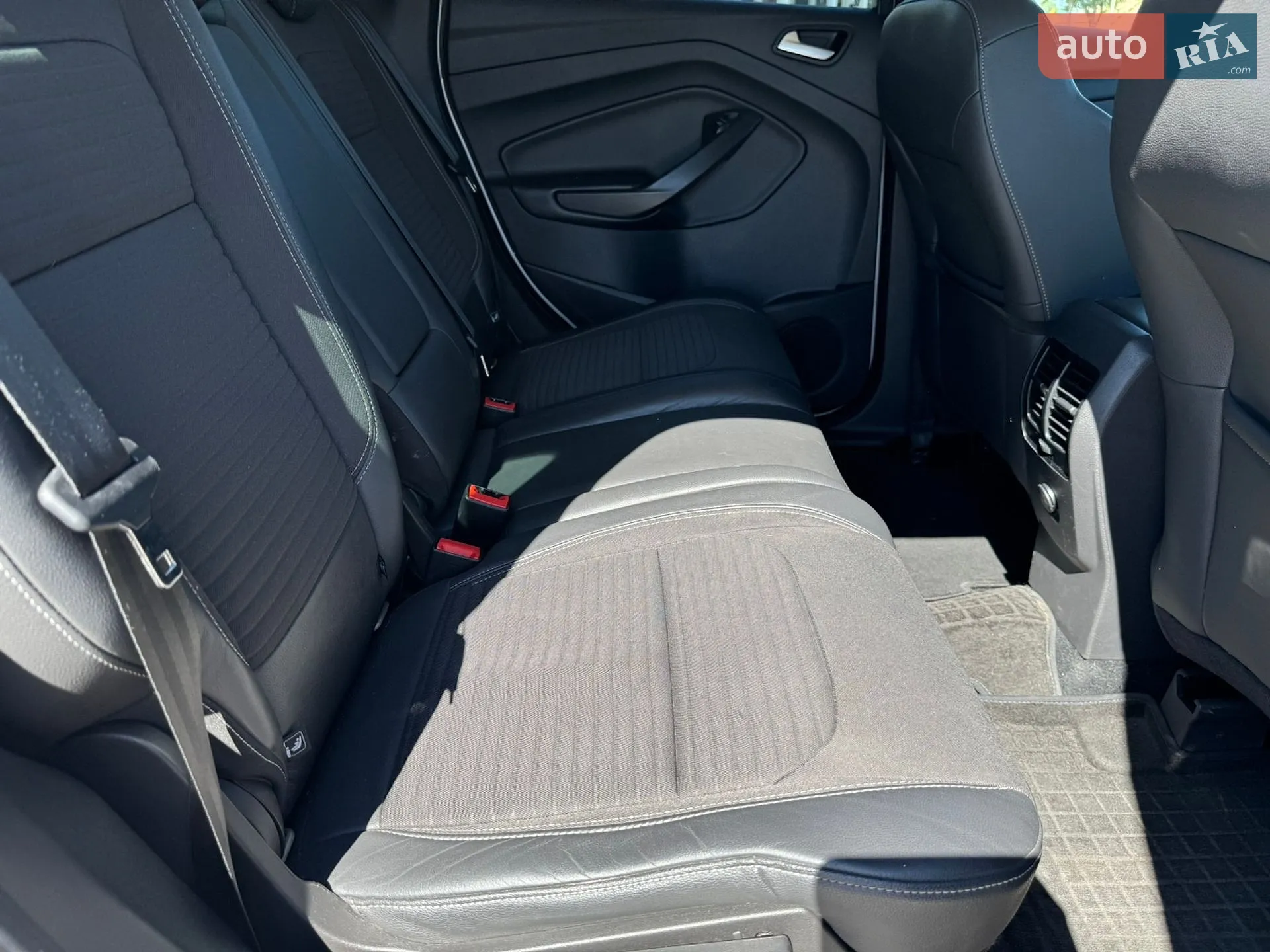 2019 Ford Kuga - мініатюра 17