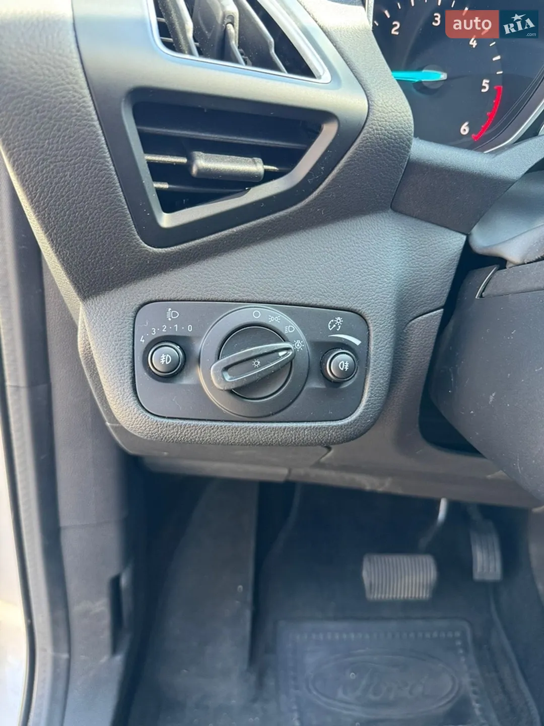 2019 Ford Kuga - мініатюра 25