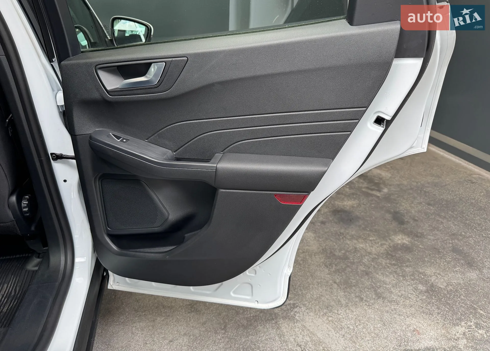 2023 Ford Kuga - мініатюра 37