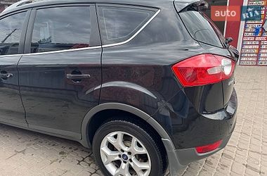 Позашляховик / Кросовер Ford Kuga 2012 в Винниках