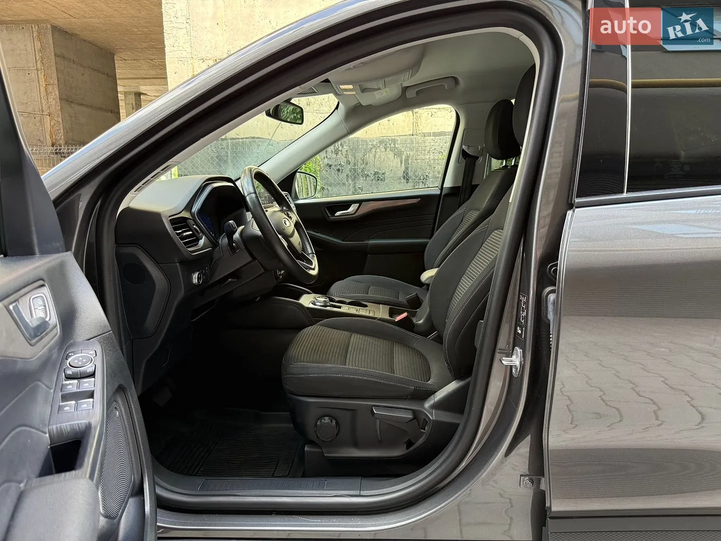 2021 Ford Kuga - мініатюра 24