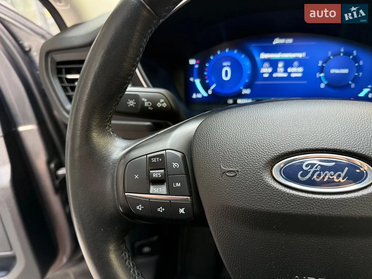 2021 Ford Kuga - мініатюра 28