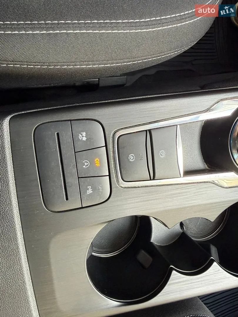 2021 Ford Kuga - мініатюра 39