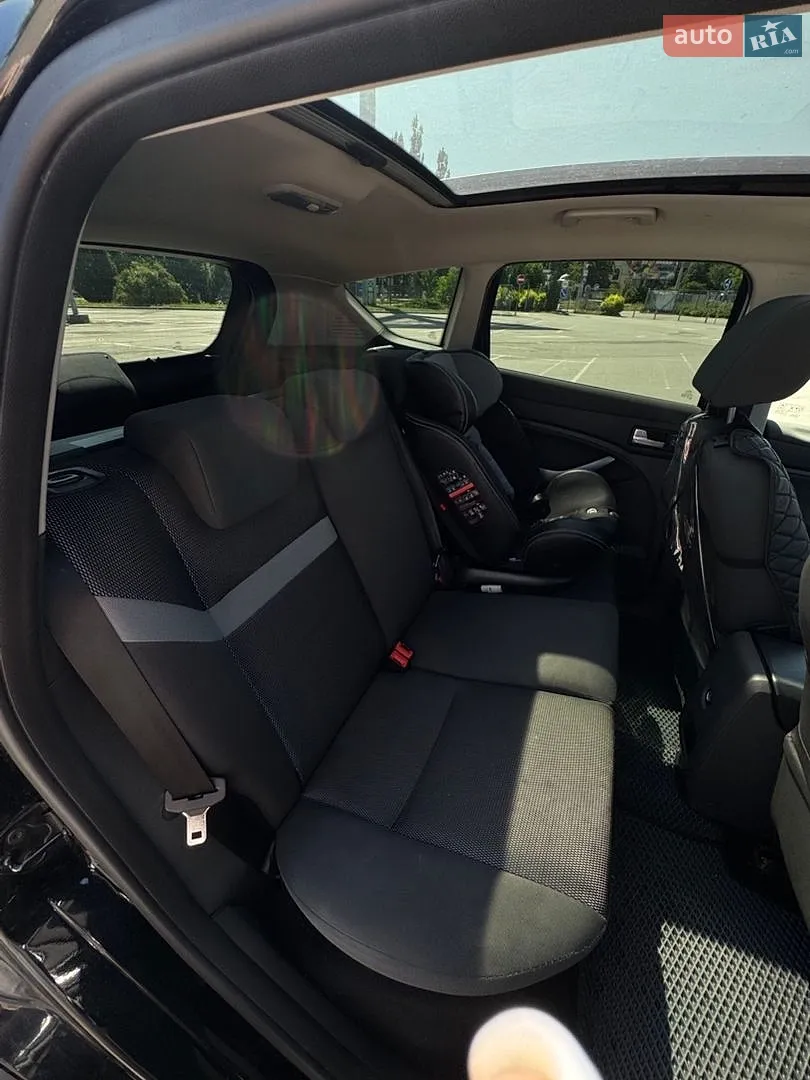 2012 Ford Kuga - мініатюра 30