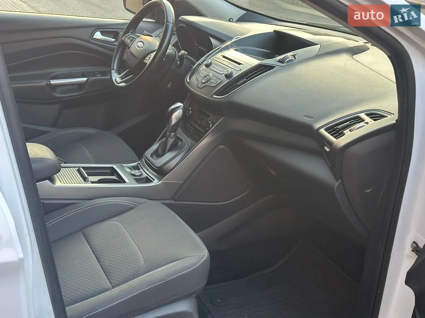 2017 Ford Kuga - мініатюра 25