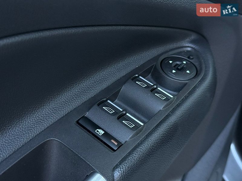 Позашляховик / Кросовер Ford Kuga 2019 в Миколаєві