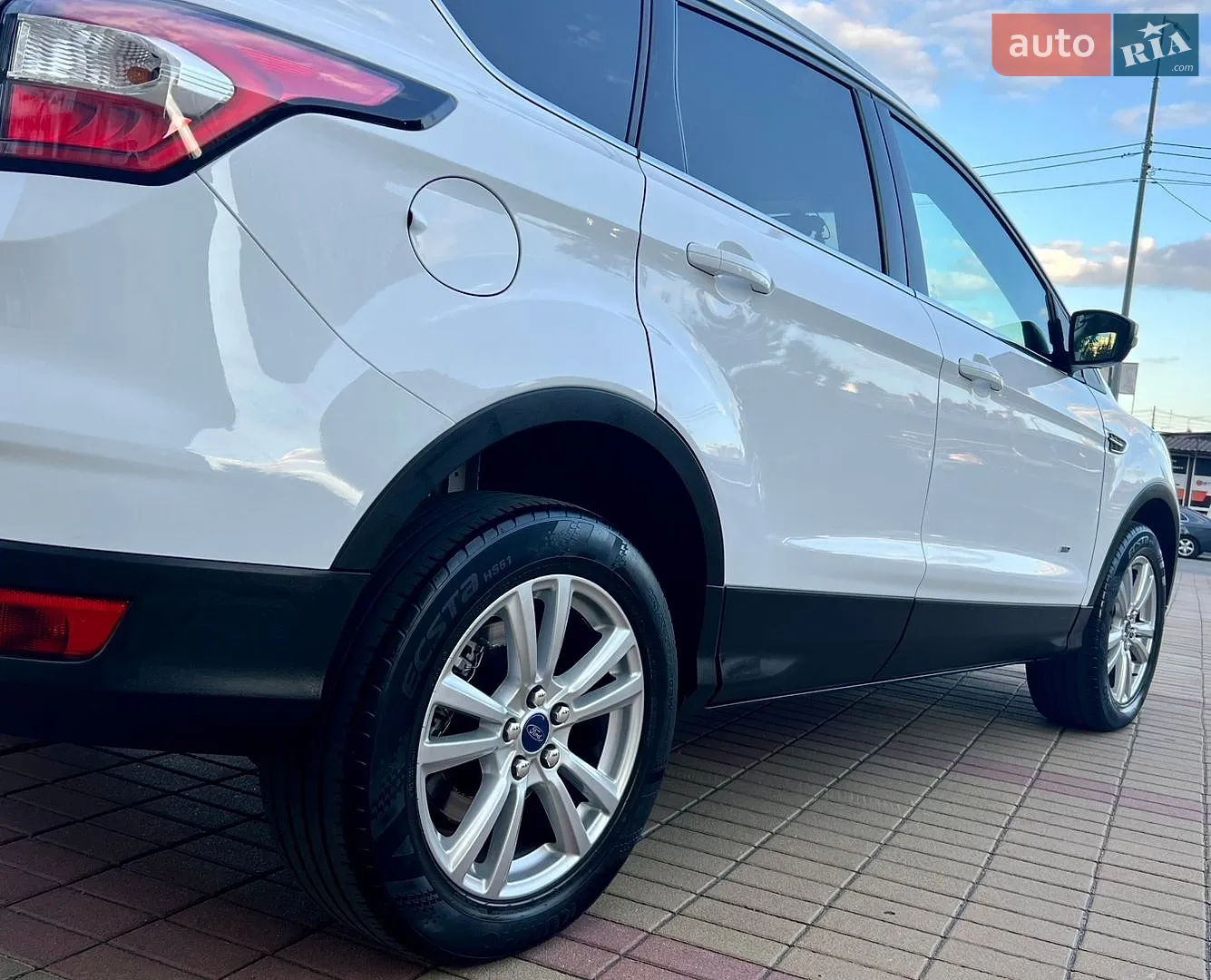 2016 Ford Kuga - мініатюра 16