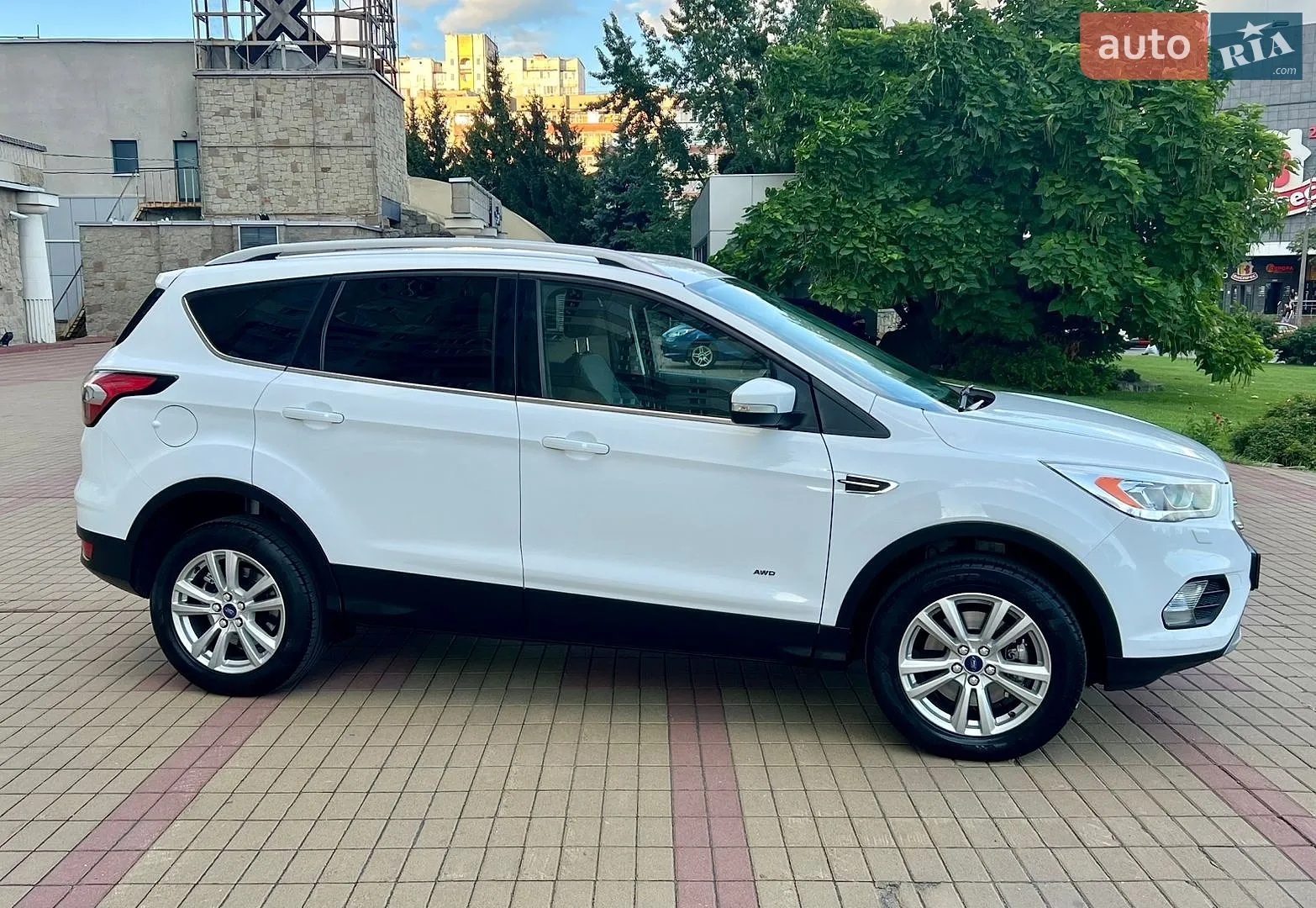 2016 Ford Kuga - мініатюра 4