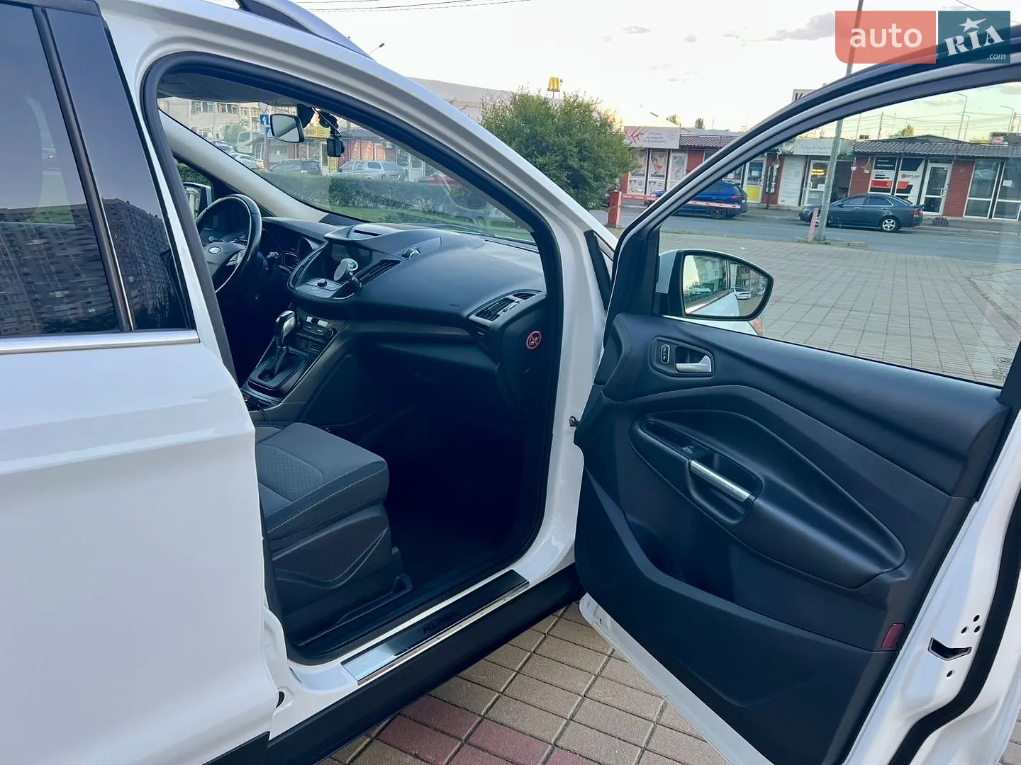 2016 Ford Kuga - мініатюра 23