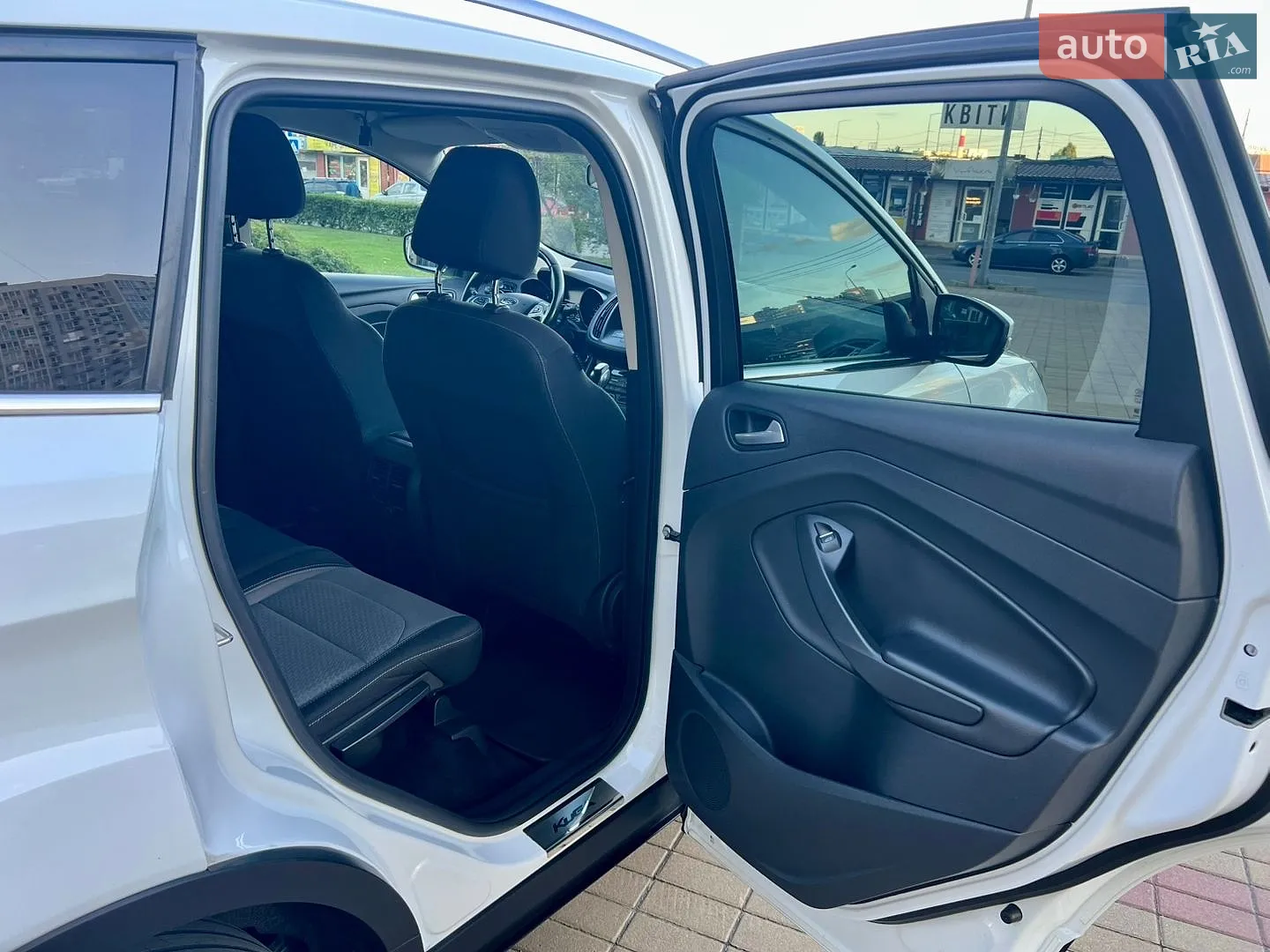 2016 Ford Kuga - мініатюра 22