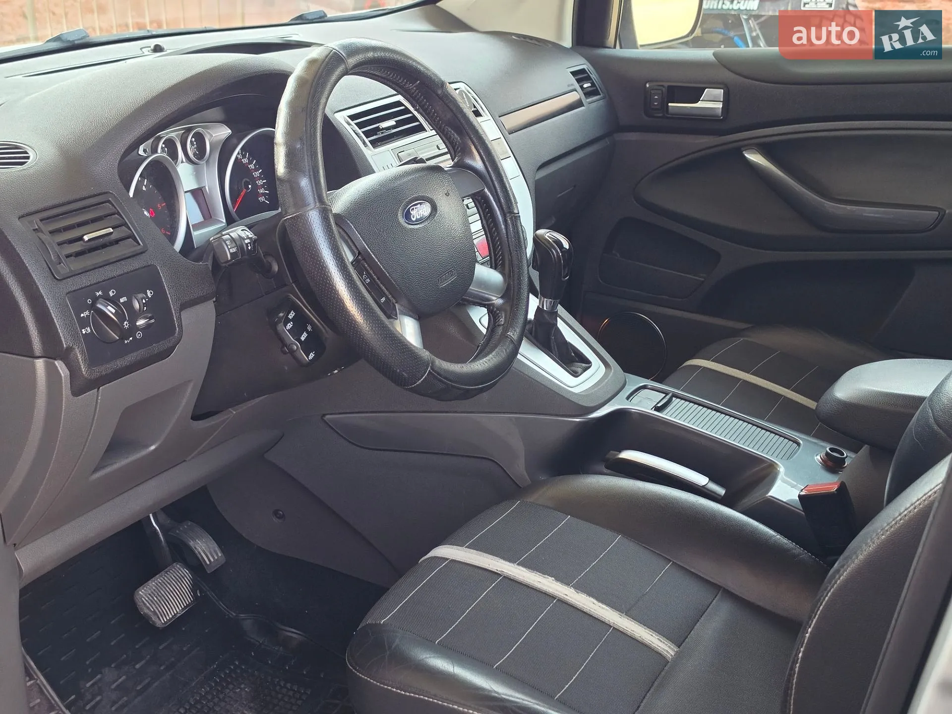 2010 Ford Kuga - мініатюра 21