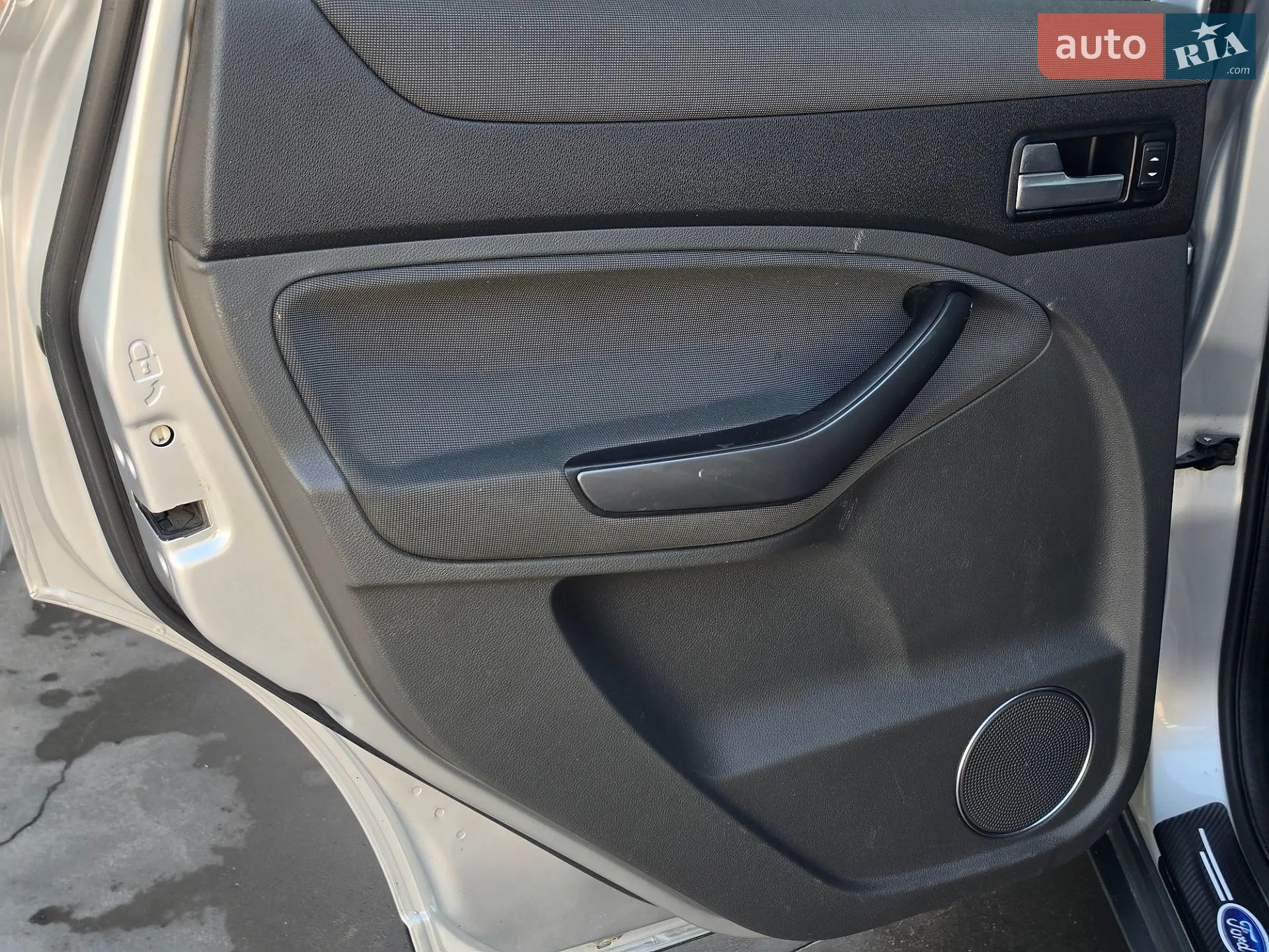 2010 Ford Kuga - мініатюра 25