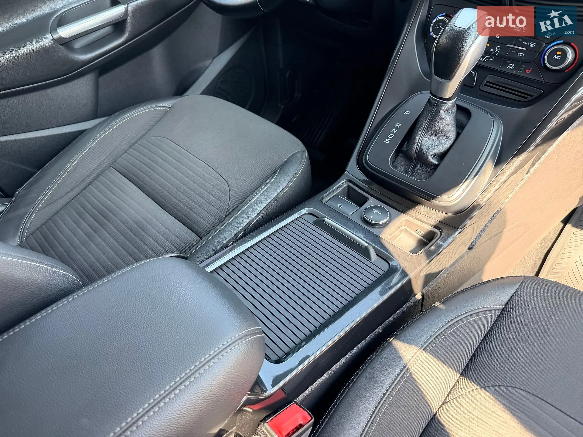 2019 Ford Kuga - мініатюра 65