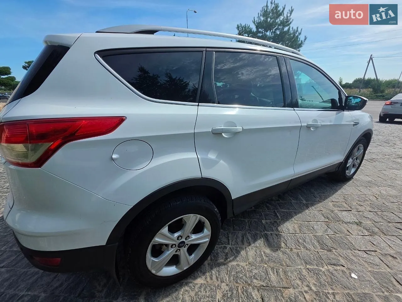 2015 Ford Kuga - мініатюра 18