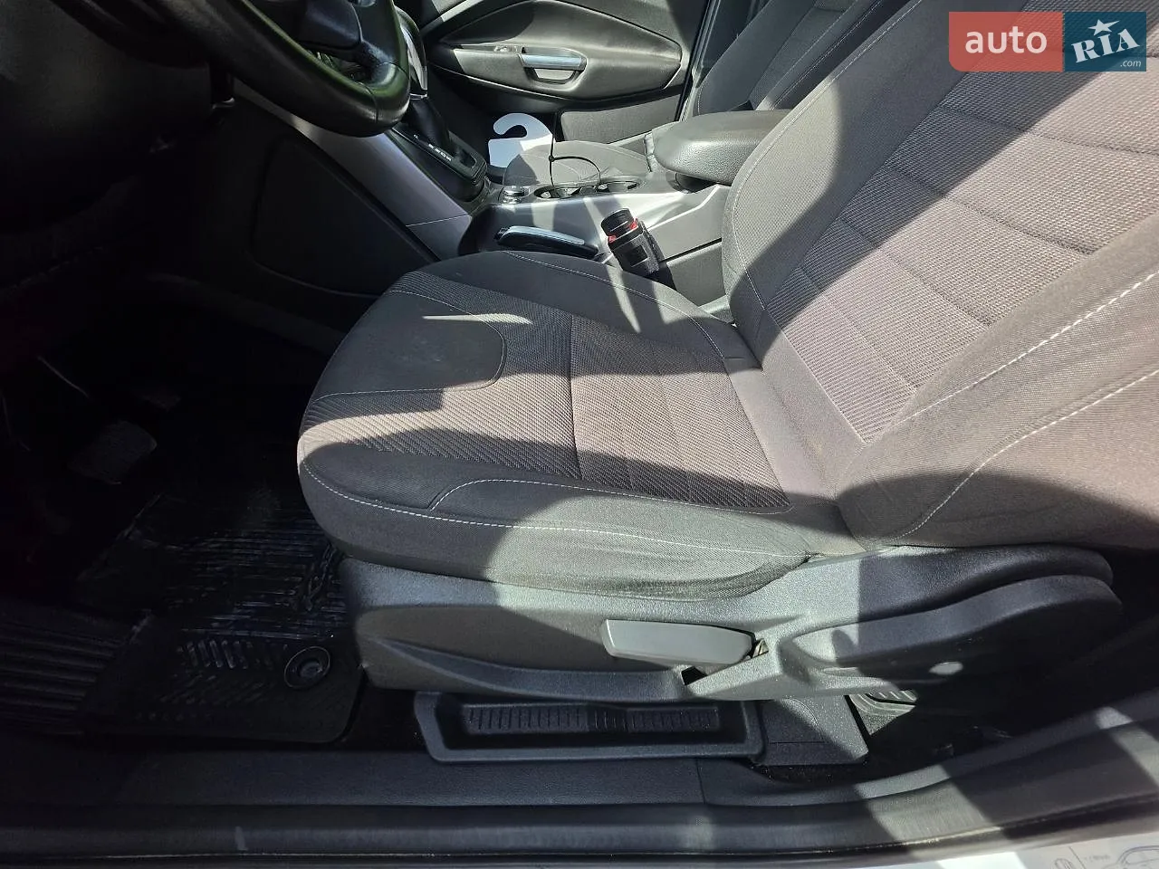 2015 Ford Kuga - мініатюра 25