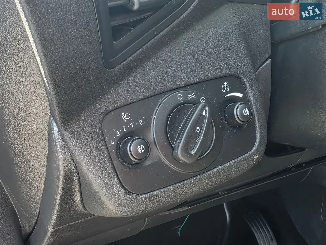 2015 Ford Kuga - мініатюра 26