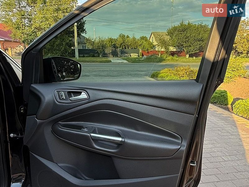 Внедорожник / Кроссовер Ford Kuga 2014 в Бершади