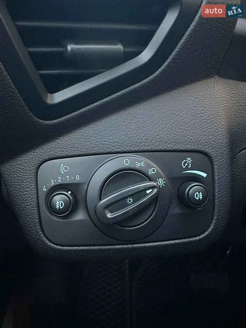 2019 Ford Kuga - мініатюра 16