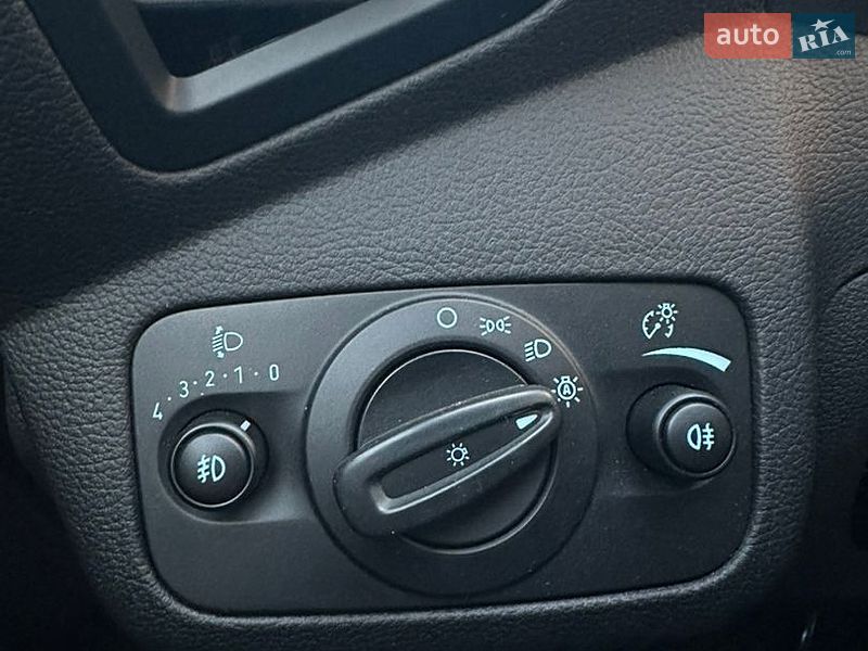 Позашляховик / Кросовер Ford Kuga 2019 в Полтаві фото 16 Позашляховик / Кросовер Ford Kuga 2019 в Полтаві