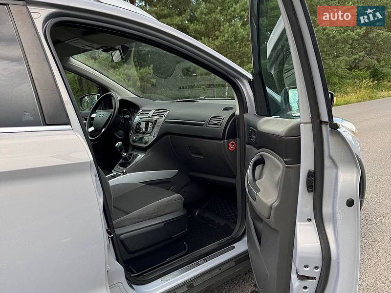 Внедорожник / Кроссовер Ford Kuga 2011 в Ровно фото 12 Внедорожник / Кроссовер Ford Kuga 2011 в Ровно