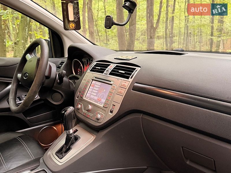 Внедорожник / Кроссовер Ford Kuga 2011 в Луцке