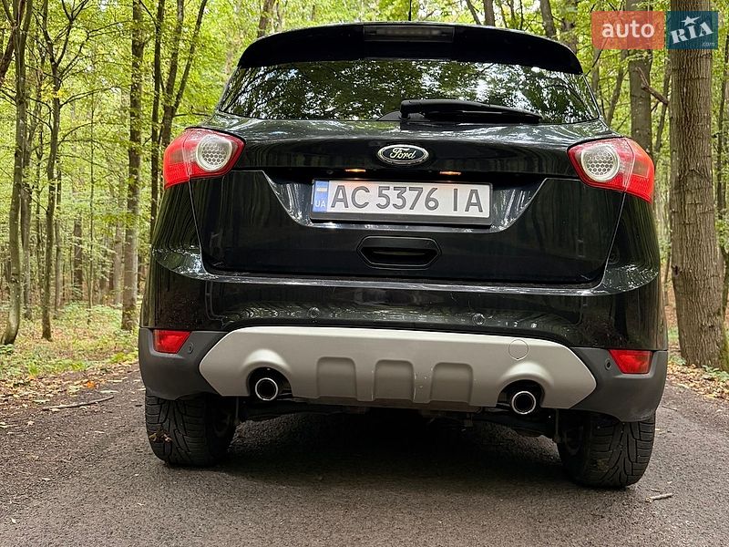 Внедорожник / Кроссовер Ford Kuga 2011 в Луцке