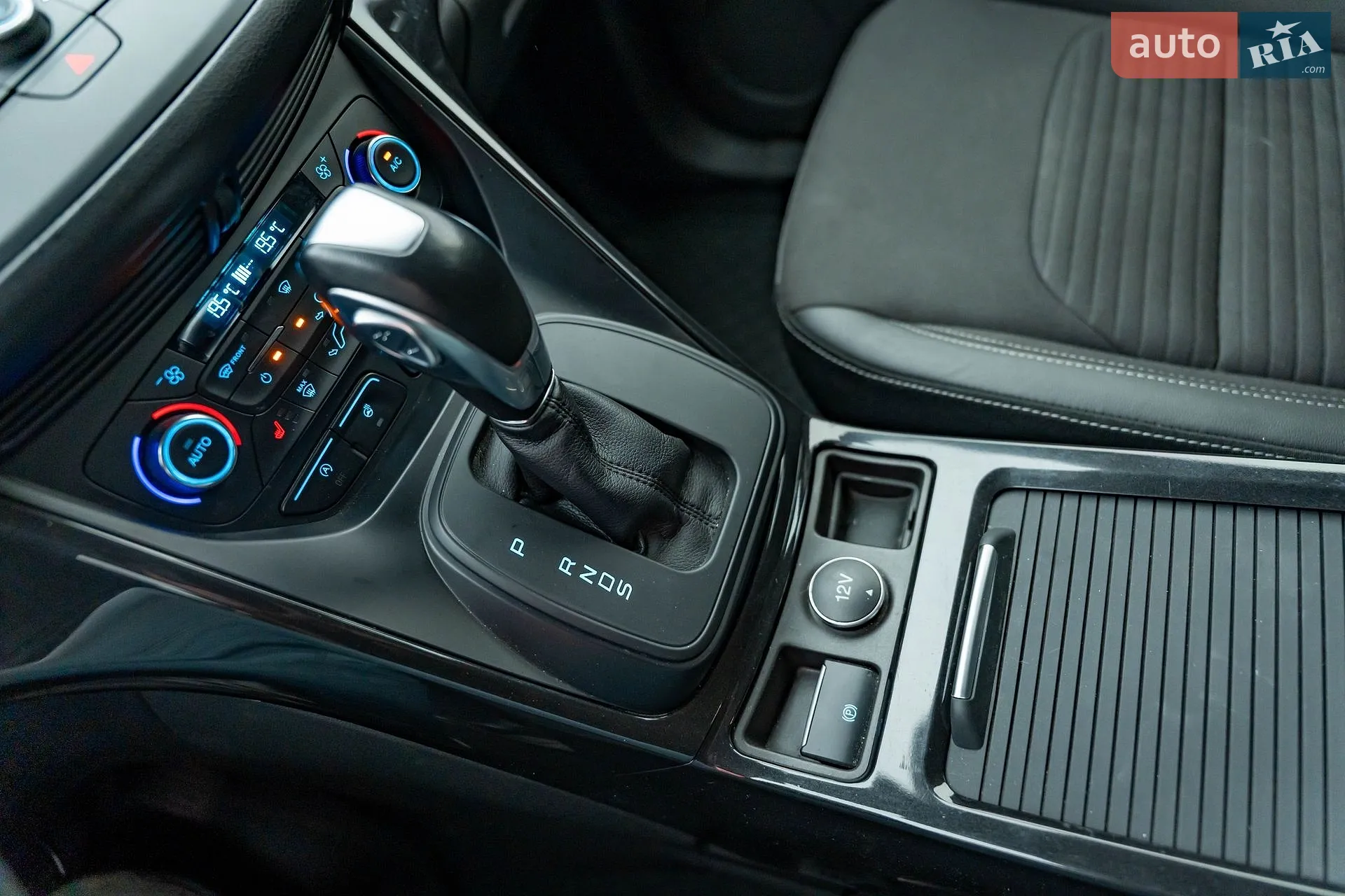 2019 Ford Kuga - мініатюра 21