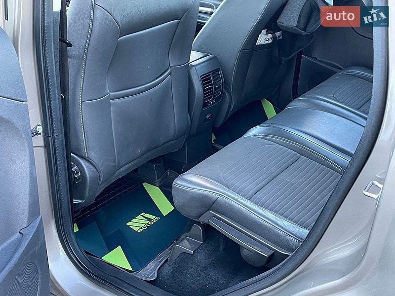 Позашляховик / Кросовер Ford Kuga 2019 в Києві