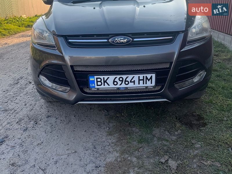 Внедорожник / Кроссовер Ford Kuga 2013 в Рокитном