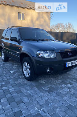 Внедорожник / Кроссовер Ford Maverick 2004 в 