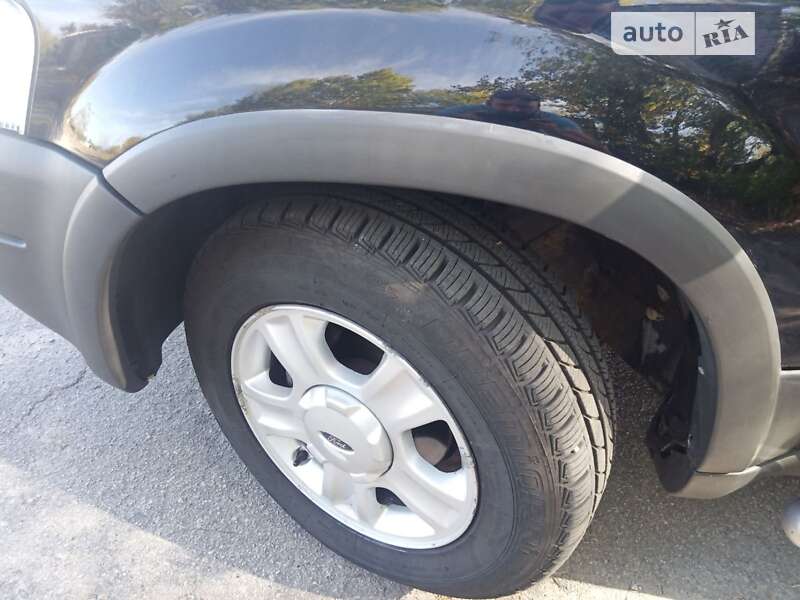 Позашляховик / Кросовер Ford Maverick 2003 в Мені