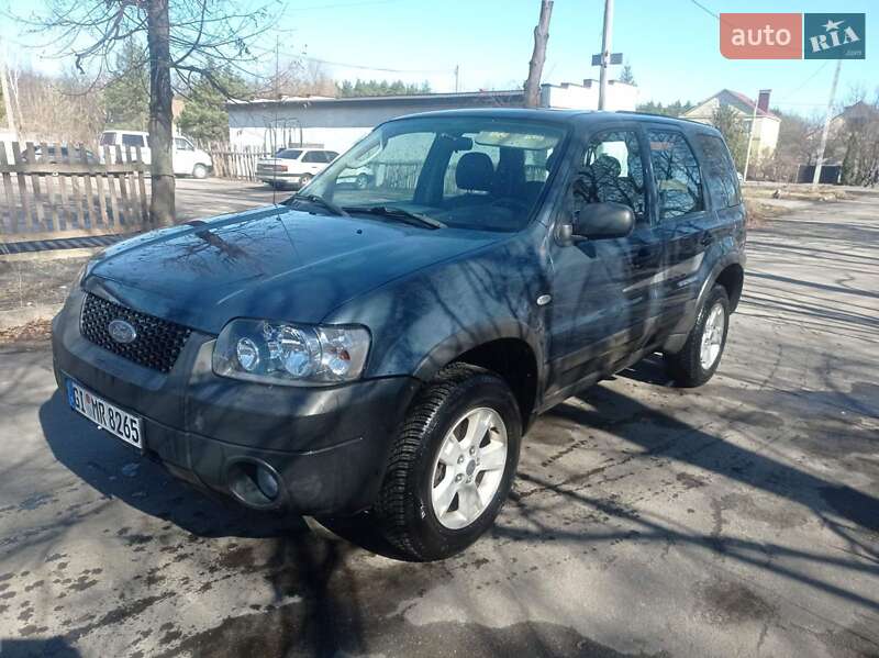 Внедорожник / Кроссовер Ford Maverick 2005 в Костополе