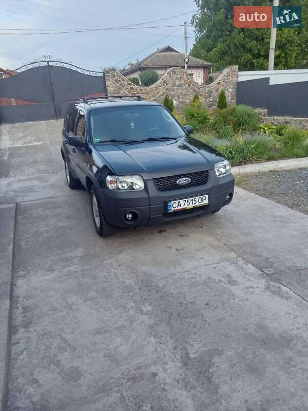 Внедорожник / Кроссовер Ford Maverick 2006 в Благовещенском