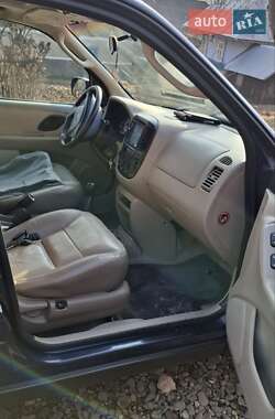 Внедорожник / Кроссовер Ford Maverick 2003 в 