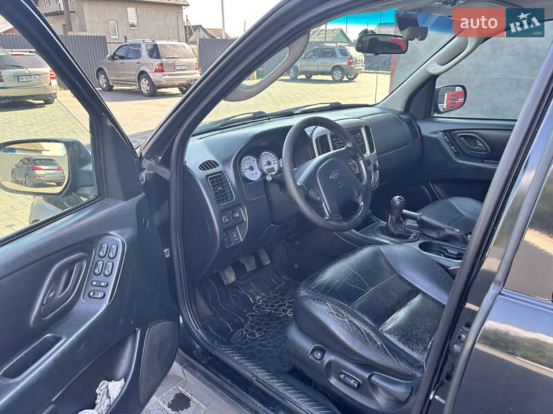 Внедорожник / Кроссовер Ford Maverick 2007 в Костополе