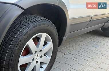 Внедорожник / Кроссовер Ford Maverick 2003 в 