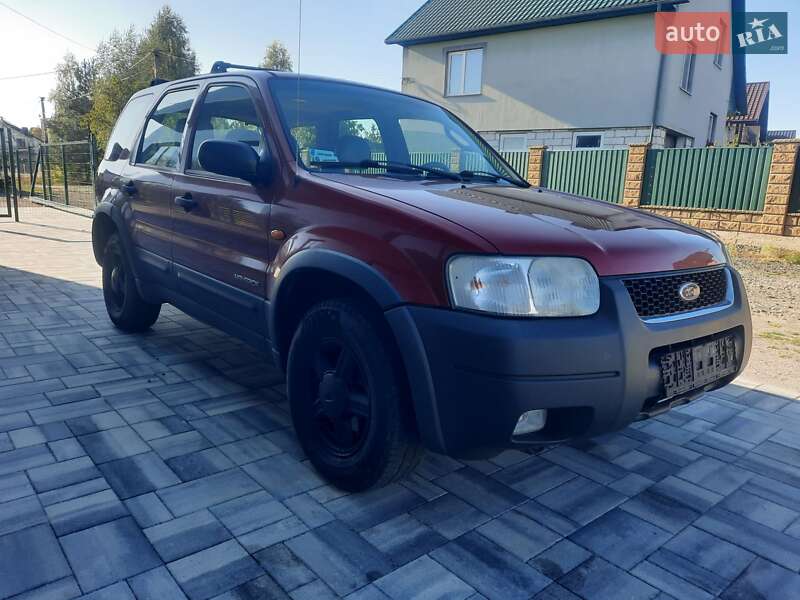 Внедорожник / Кроссовер Ford Maverick 2003 в Костополе