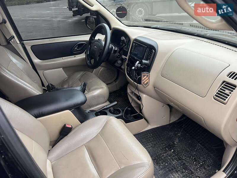 Внедорожник / Кроссовер Ford Maverick 2003 в Киеве