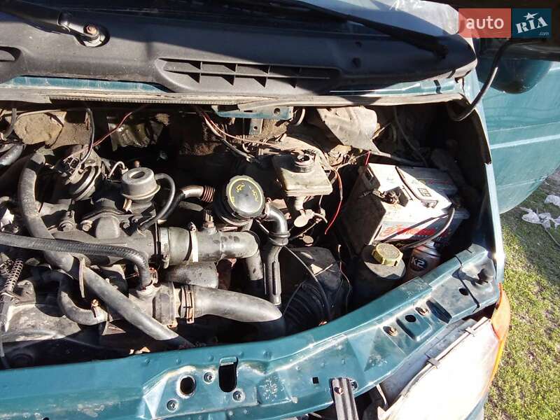 Минивэн Ford Model T 1998 в Умани