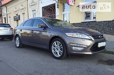 Седан Ford Mondeo 2011 в Ужгороді