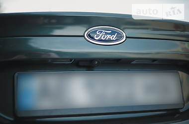 Седан Ford Mondeo 2015 в Днепре
