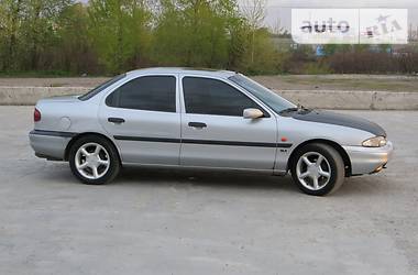 Седан Ford Mondeo 1993 в Киеве
