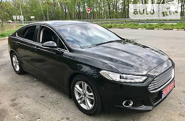 Хэтчбек Ford Mondeo 2016 в Киеве