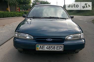 Хэтчбек Ford Mondeo 1993 в Днепре