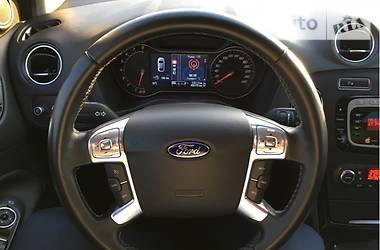 Седан Ford Mondeo 2011 в Киеве